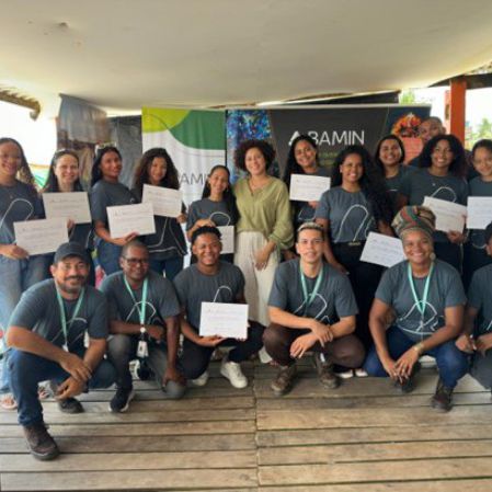 Juventude em pauta: projeto da BAMIN forma comunicadores e fortalece vozes das comunidades do Porto Sul