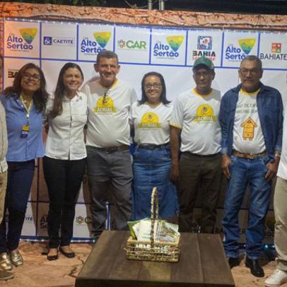 Com apoio da BAMIN, apicultores de Pindaí conquistam Selo de Inspeção Municipal