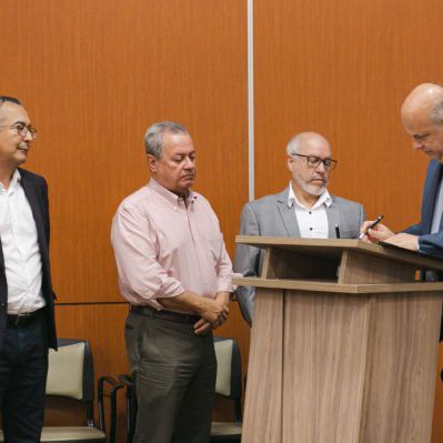 Bamin fecha parceria com SENAI Cimatec para projetos de inovação