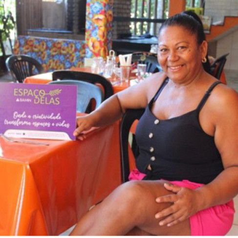 Com apoio dos projetos sociais da BAMIN, empreendedora se tornou referência de trabalho e determinação na região do Porto Sul