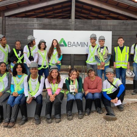 Estudantes de Geologia do IFBA realizam visita técnica à Mina Pedra de Ferro
