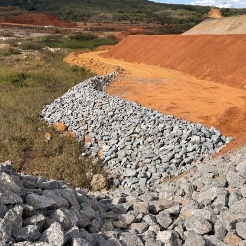 BAMIN revitaliza área de dreno de fundo para futura pilha de estéril da Mina Pedra de Ferro