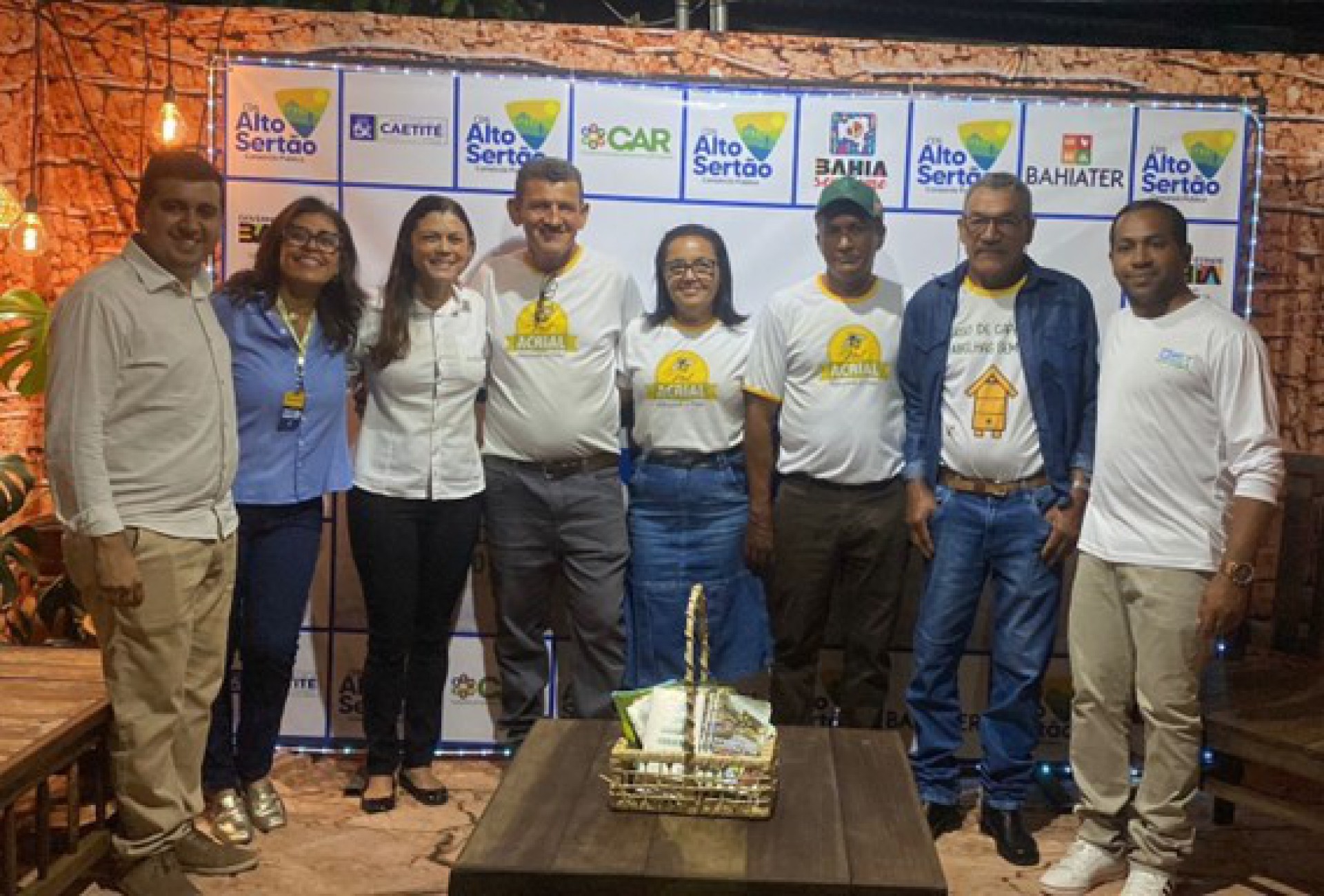 Com apoio da BAMIN, apicultores de Pindaí conquistam Selo de Inspeção Municipal