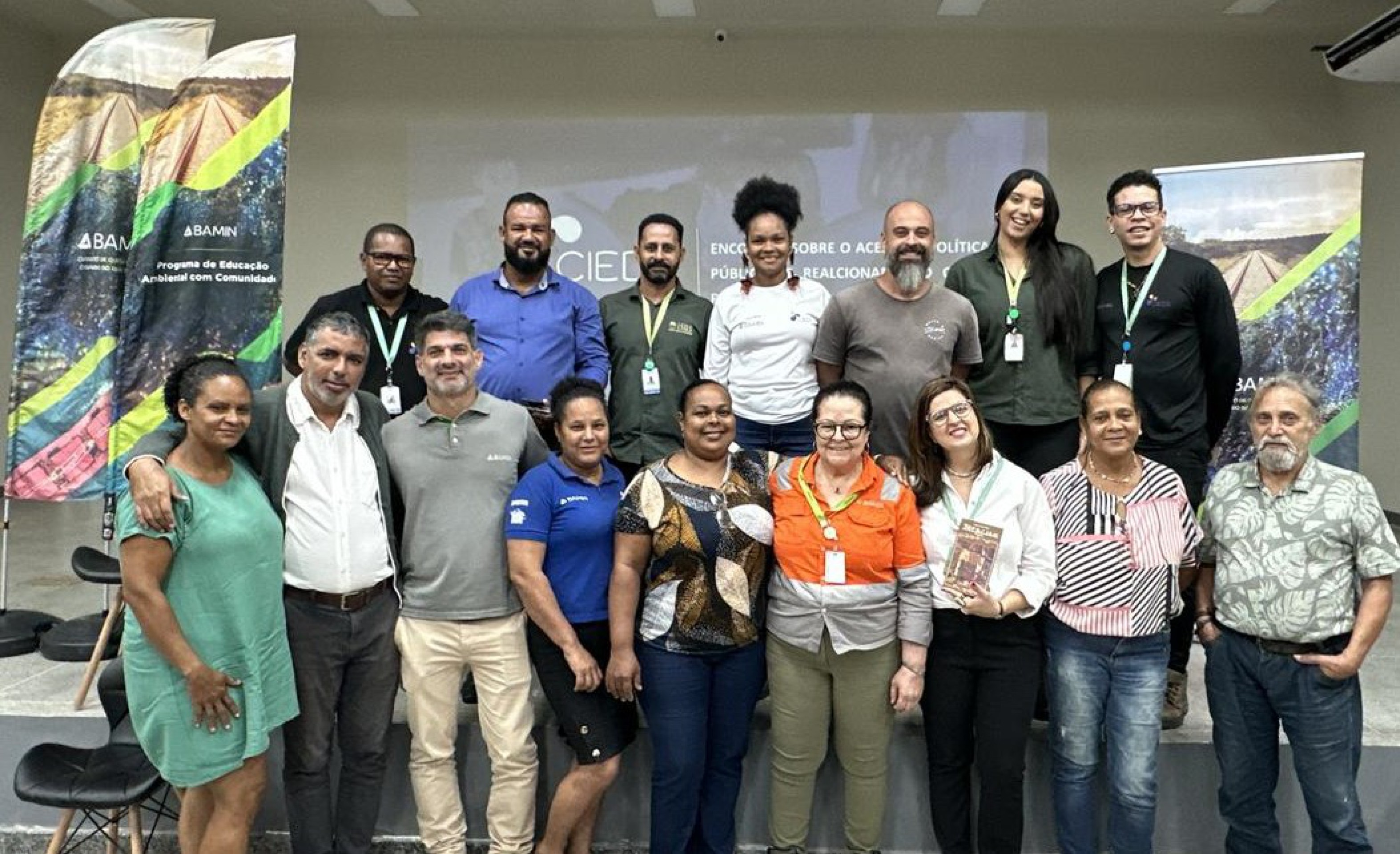 Oficina fortalece conhecimento sobre políticas públicas e amplia participação social no território do Porto Sul