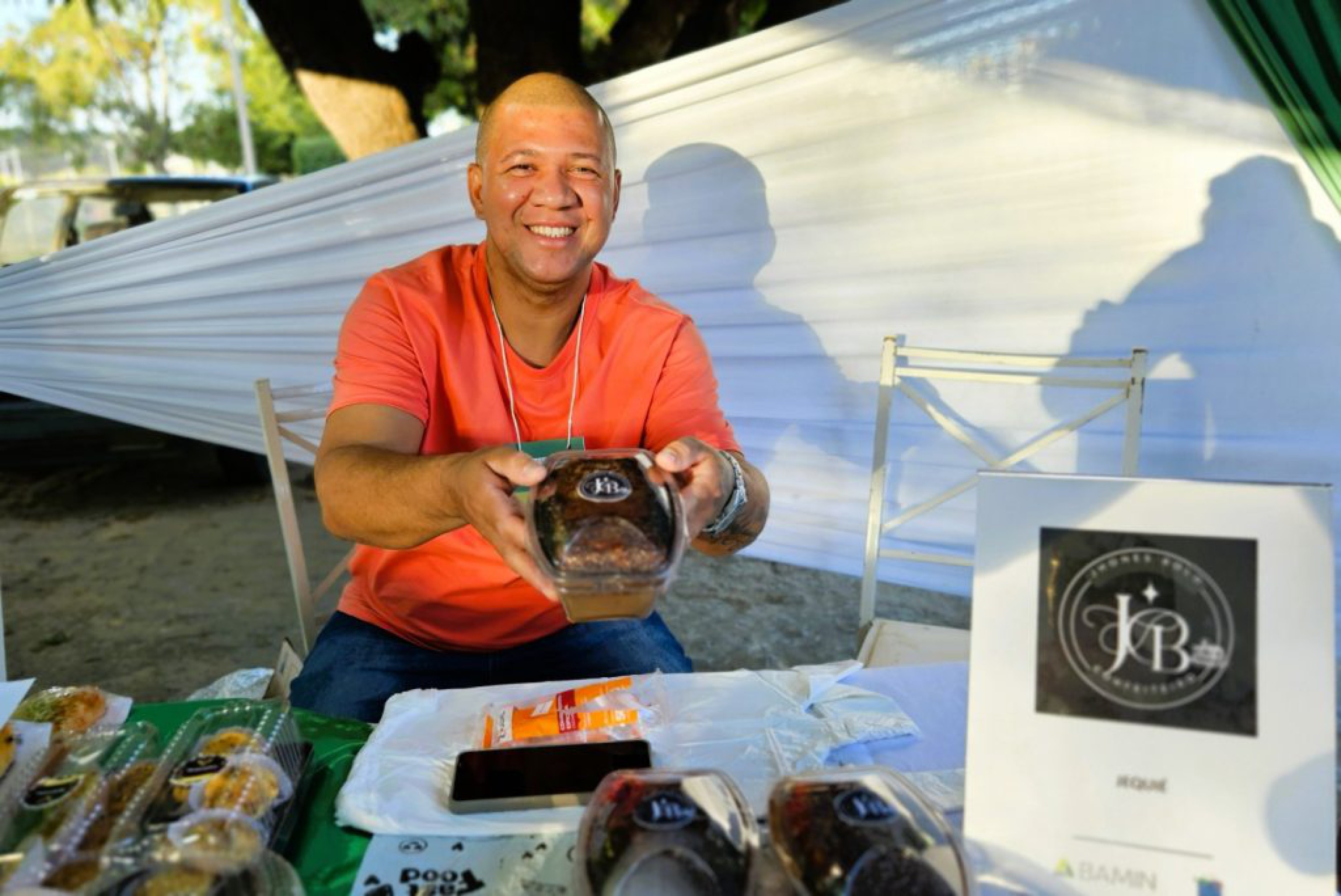 Feira RIOLESC da BAMIN fortalece a economia solidária no território